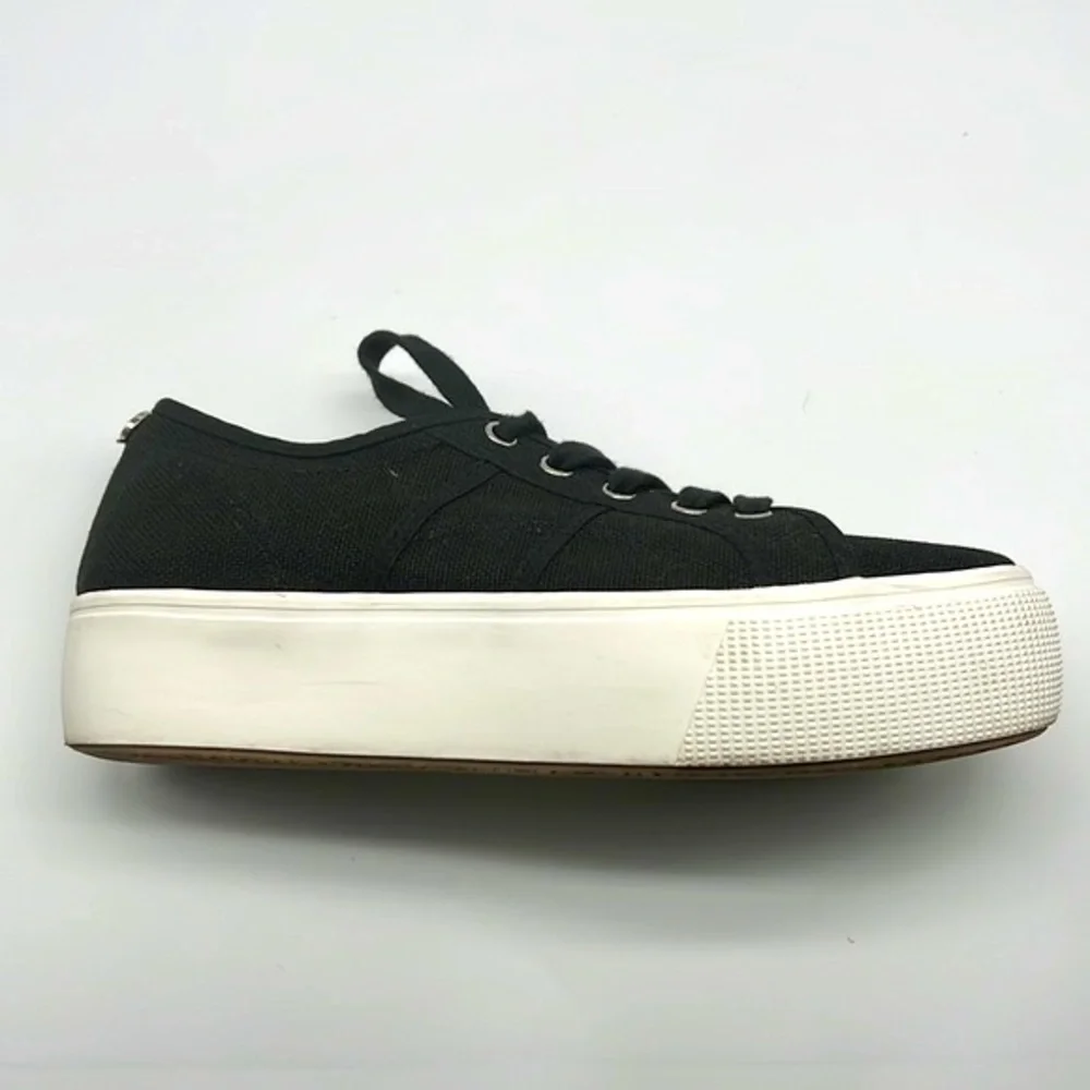Steve Madden - Emmi Black & White Platform Lace Up Sneakers Size 8